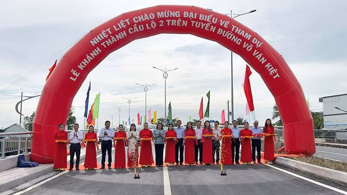 ndo_br_anh-4-cau-lo-2.jpg