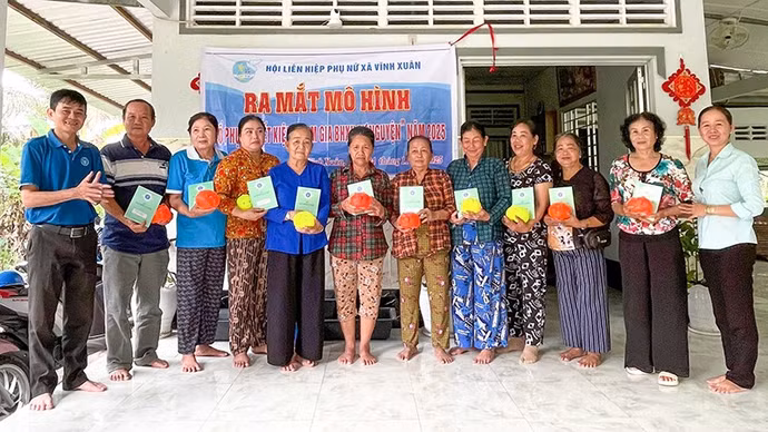 anh-3-mo-hinh-ho-tro.jpg
