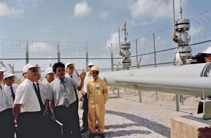 2001dh36.jpg
