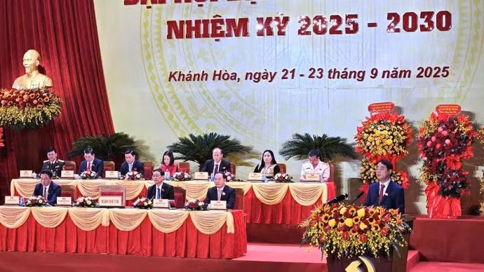 anh-anh-chuc-3.jpg