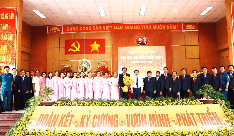 Đảng bộ, chính quyền và nhân dân xã Mỹ Lộc quyết tâm xây dựng quê hương giàu đẹp, văn minh, hiện đại, nghĩa tình