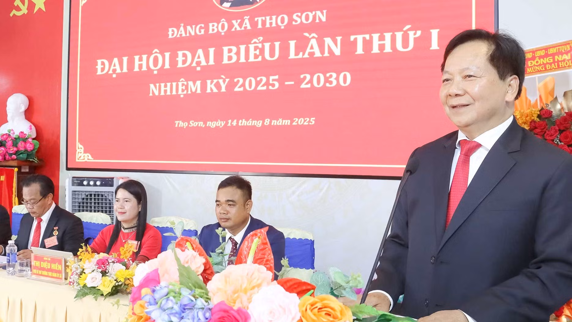 Tỉnh ủy viên, Phó Chủ tịch Hội đồng nhân dân tỉnh Đồng Nai Trần Văn Mi phát biểu chỉ đạo Đại hội