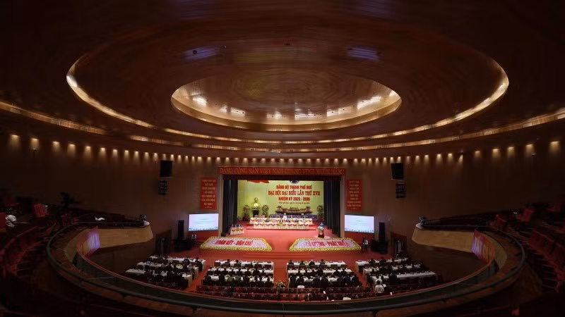 Đại hội Đảng bộ thành phố Huế lần thứ XVII, nhiệm kì 2025-2030 đã chính thức khai mạc sáng nay 3/10/2025.