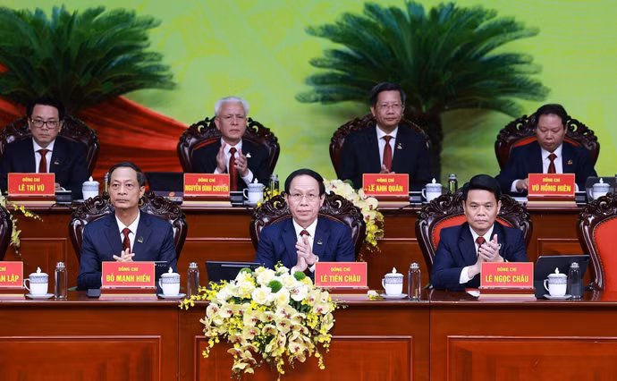 vna-potal-tien-toi-dai-hoi-xiv-cua-dang-thu-tuong-du-dai-hoi-dai-bieu-dang-bo-thanh-pho-hai-phong-lan-thu-nhat-8299784.jpg