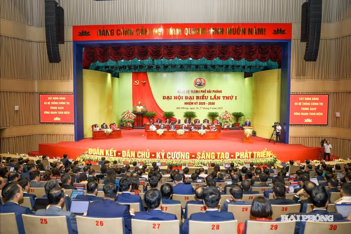 quang-canh2.jpg