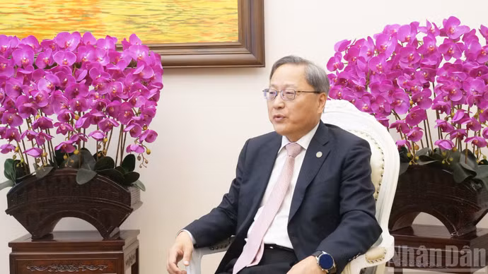 Đại sứ Trương Kiến Quốc, Tổng Thư ký Học hội Charhar (Trung Quốc).