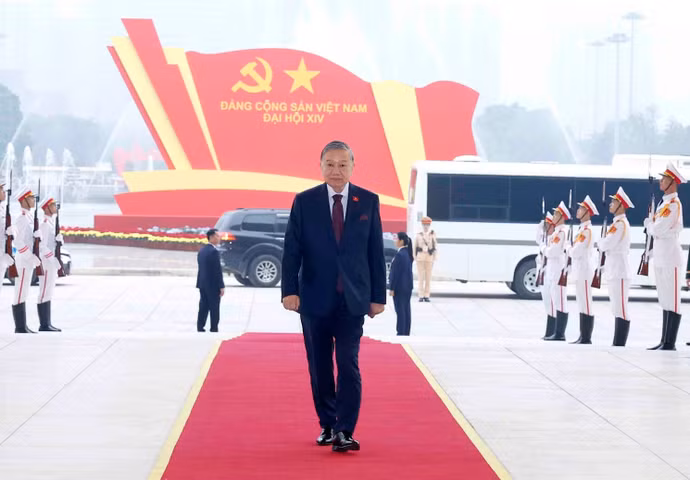 vna-potal-lanh-dao-dang-nha-nuoc-du-phien-hop-tru-bi-dai-hoi-xiv-cua-dang-8537578.jpg