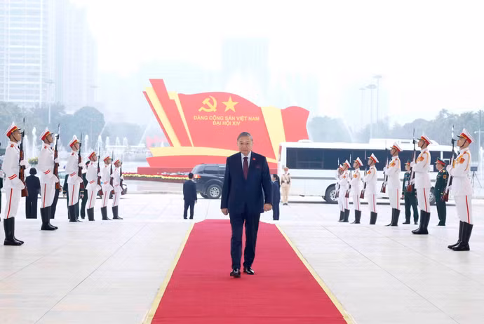 vna-potal-lanh-dao-dang-nha-nuoc-du-phien-hop-tru-bi-dai-hoi-xiv-cua-dang-8537579.jpg