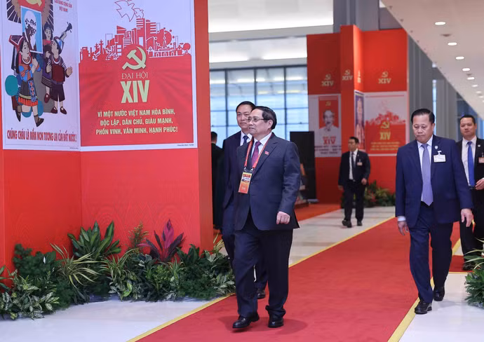 vna-potal-lanh-dao-dang-nha-nuoc-du-phien-hop-tru-bi-dai-hoi-xiv-cua-dang-8537805.jpg