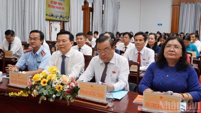 Lãnh đạo Tỉnh ủy Tây Ninh dự kỳ họp Hội đồng nhân dân thứ 6 (kỳ họp chuyên đề). (Ảnh: THANH PHONG)