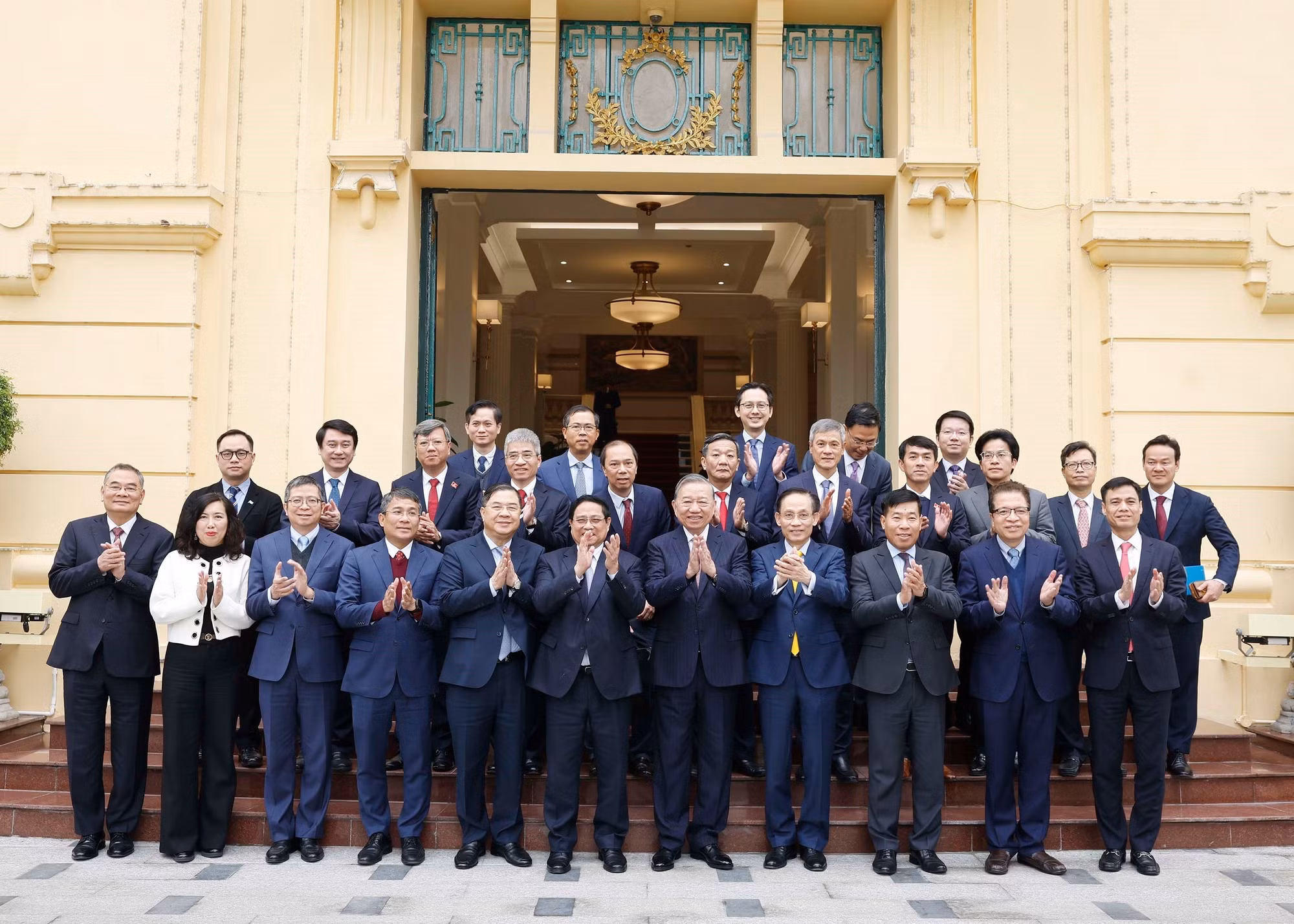 [Ảnh] Tổng Bí thư Tô Lâm làm việc với các Đại sứ, Trưởng cơ quan đại diện Việt Nam tại nước ngoài tham dự Đại hội XIV của Đảng