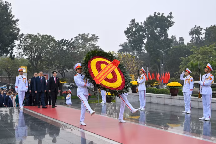 bacson2.jpg