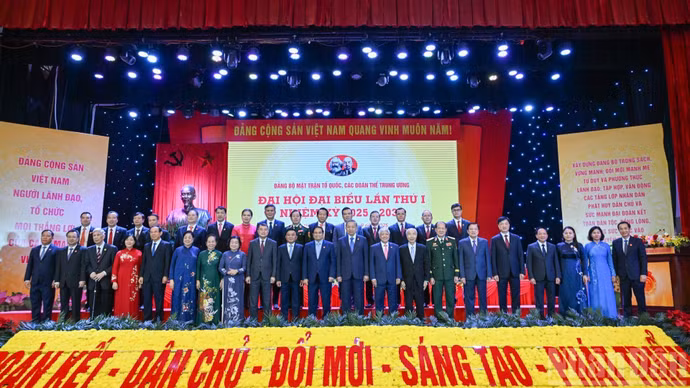 dai-hoi-dang-mat-tran-to-quoc.jpg