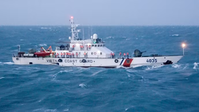 3-7857.jpg