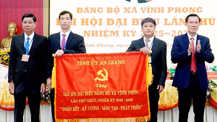 3-8811.jpg