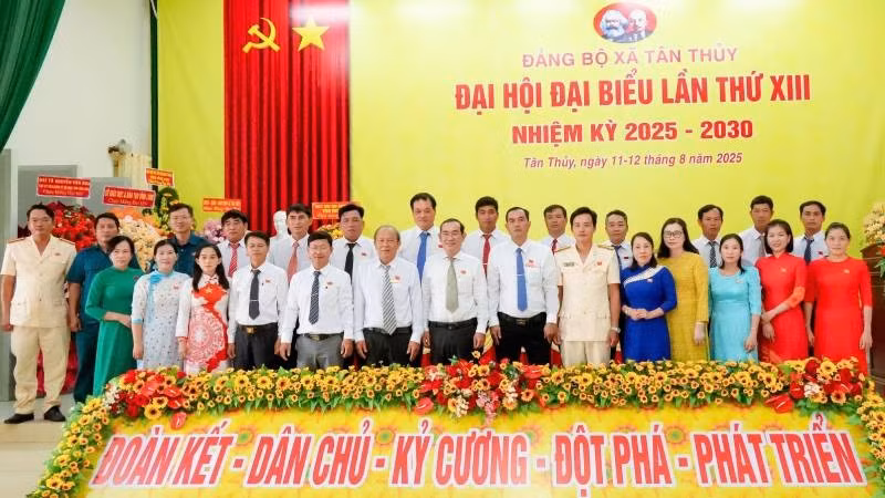 Đại hội đại biểu Đảng bộ xã Tân Thủy đề ra mục tiêu xây dựng thành công xã nông thôn mới kiểu mẫu vào năm 2030.