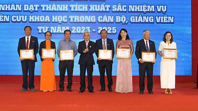 Trường đại học Cửu Long chi gần 10 tỷ đồng nghiên cứu khoa học.