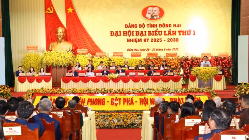 Quang cảnh phiên khai mạc Đại hội đại biểu Đảng bộ tỉnh Đồng Nai lần thứ I, nhiệm kỳ 2025-2030.