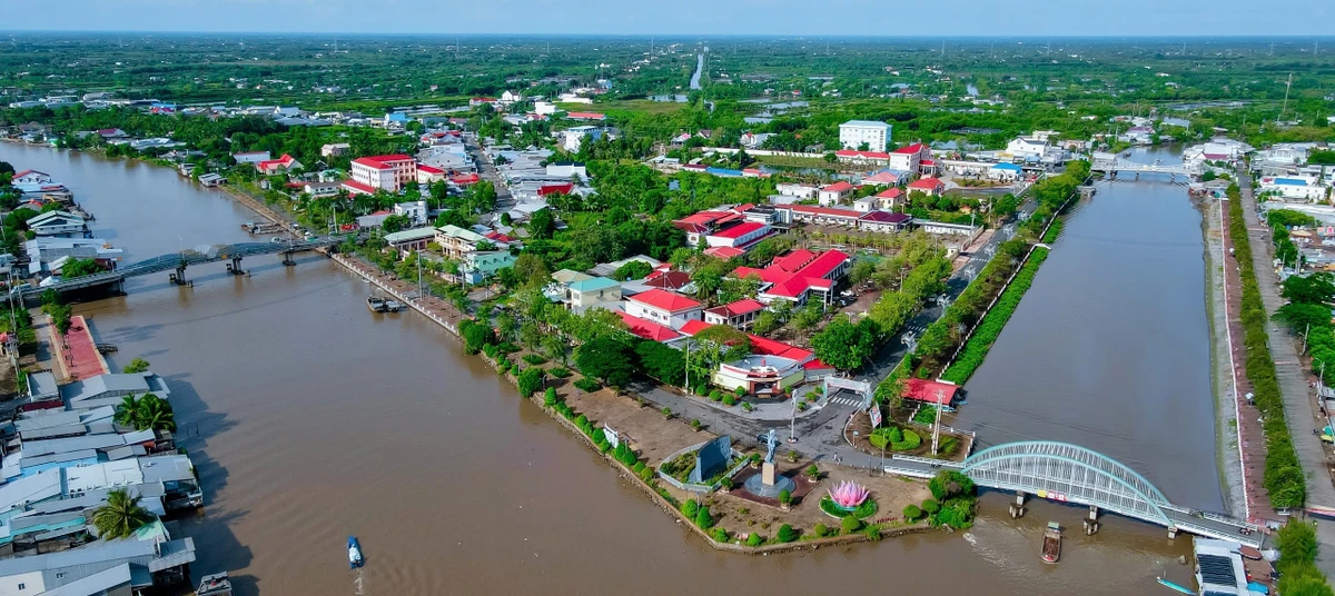 Một góc trung tâm hành chính xã Đầm Dơi sau sáp nhập.