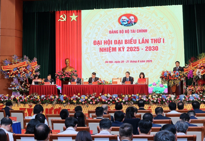 dai-hoi-dai-bieu-dang-bo-bo-tai-chinh-lan-thu-nhat-nhiem-ky-2025-2030-anh-pham-hau-ttxvn.jpg