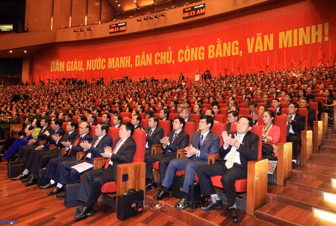 cac-dai-bieu-tham-du-phien-khai-mac-dai-hoi-anh-ttxvn21-10-56-13.jpg