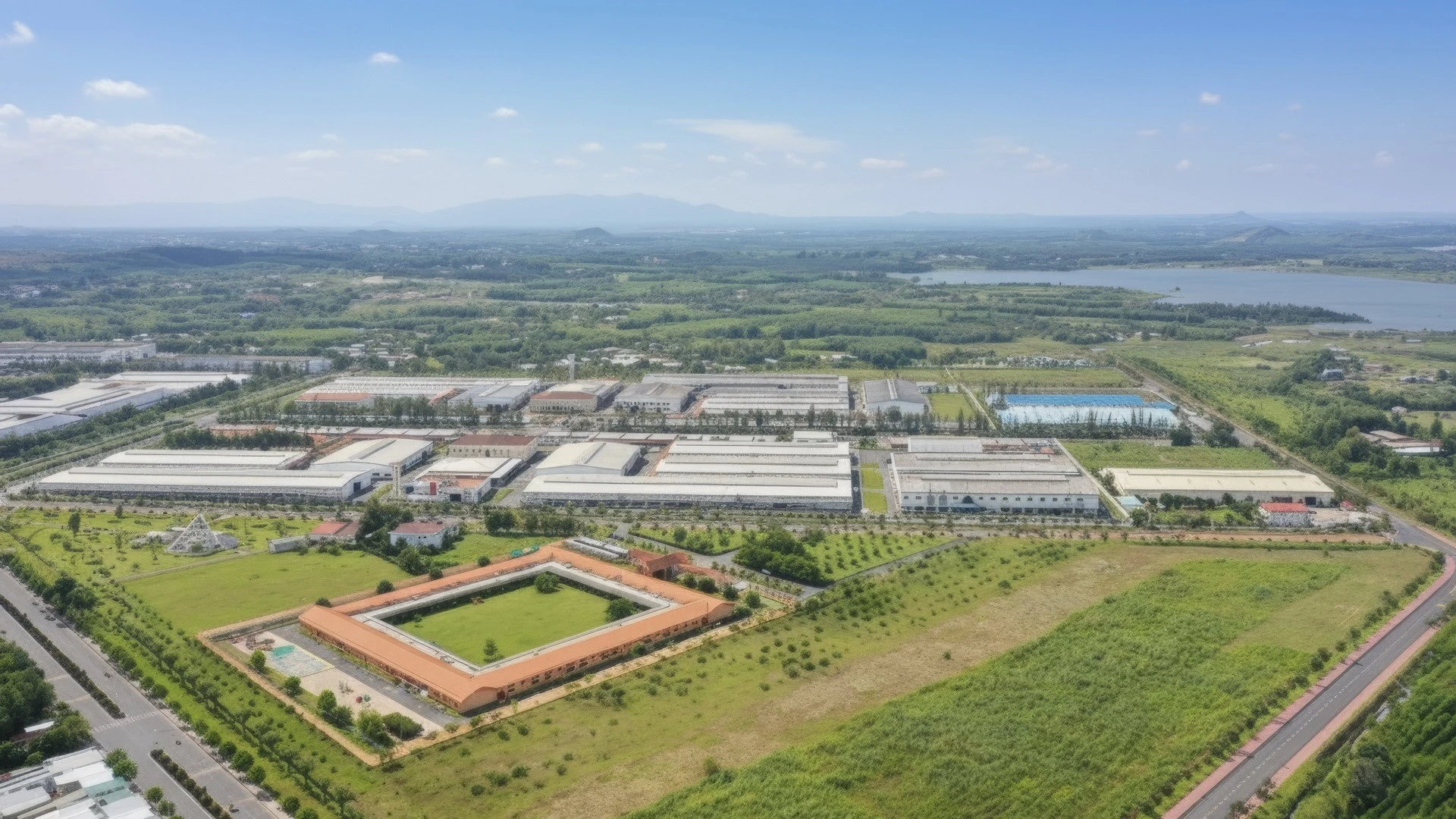 Một góc Khu công nghiệp Xuân Lộc.