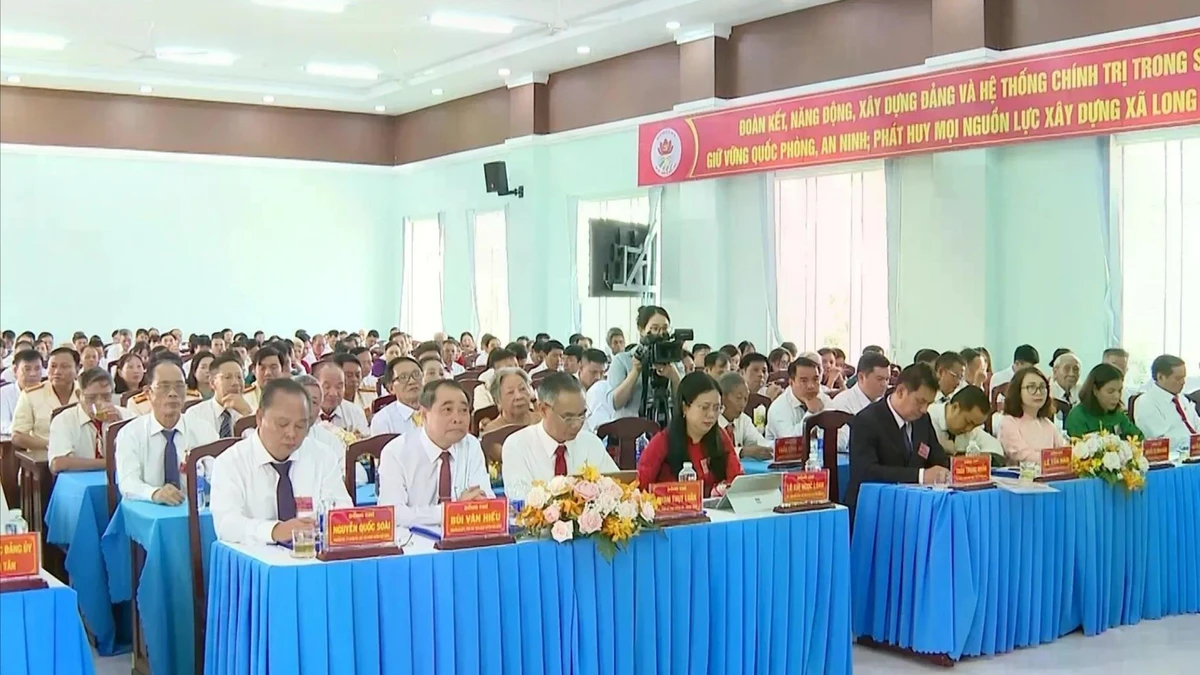 Các đại biểu dự Đại hội