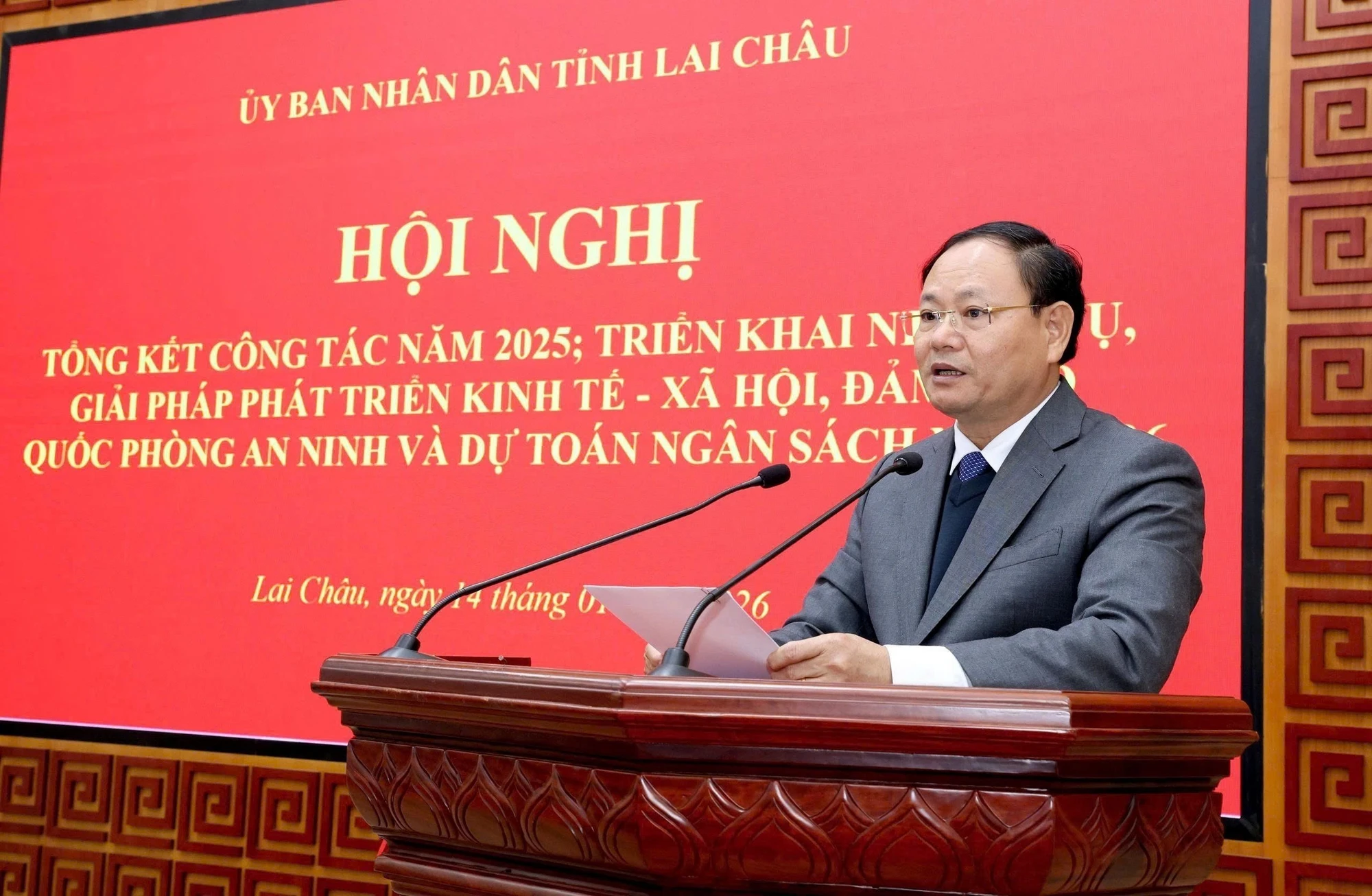 Bí thư Tỉnh ủy Lai Châu Lê Minh Ngân phát biểu tại hội nghị triển khai công tác năm 2026. (Ảnh: TTXVN)