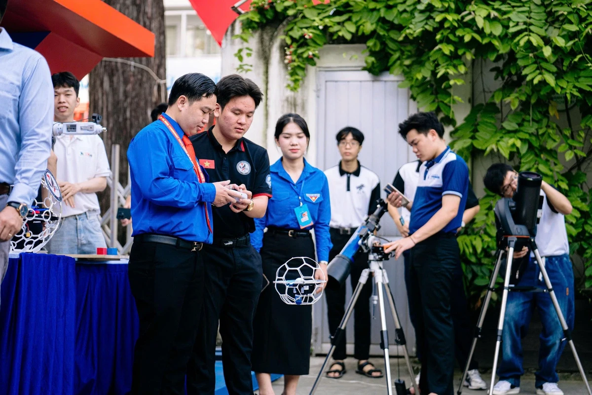 Tuổi trẻ Thành phố Hồ Chí Minh được tạo nhiều điều kiện để tiếp cận và làm chủ khoa học-công nghệ. 