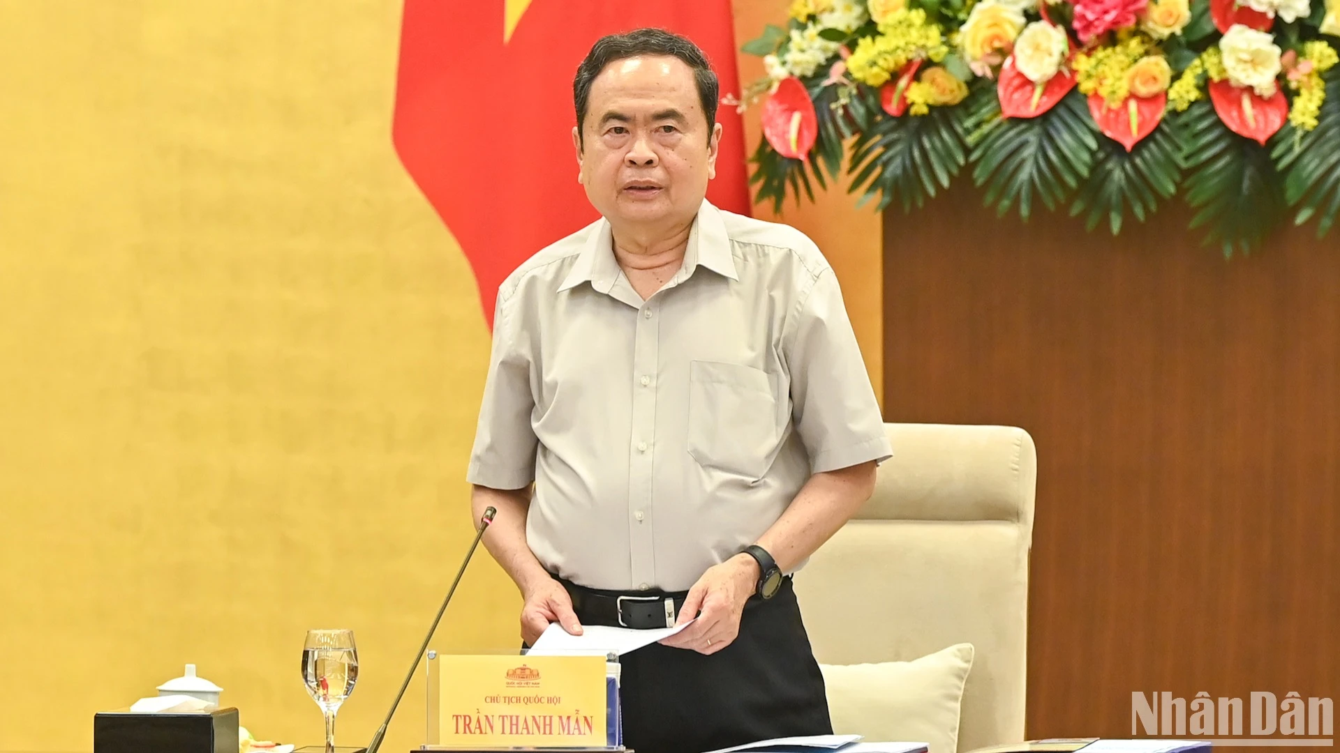 Chủ tịch Quốc hội Trần Thanh Mẫn phát biểu khai mạc, gợi mở các nội dung thảo luận tại buổi làm việc.