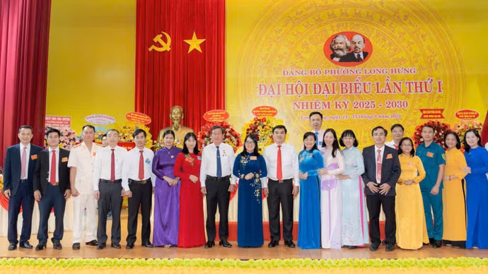 z7446875110198-635ce9e5440672b364f3ec45a20dd58c-resize.jpg