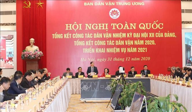 vna-potal-xay-dung-dang-va-he-thong-chinh-tri-hoi-nghi-toan-quoc-tong-ket-cong-tac-dan-van-nhiem-ky-dai-hoi-xii-cua-dang-095225194-stand.jpg