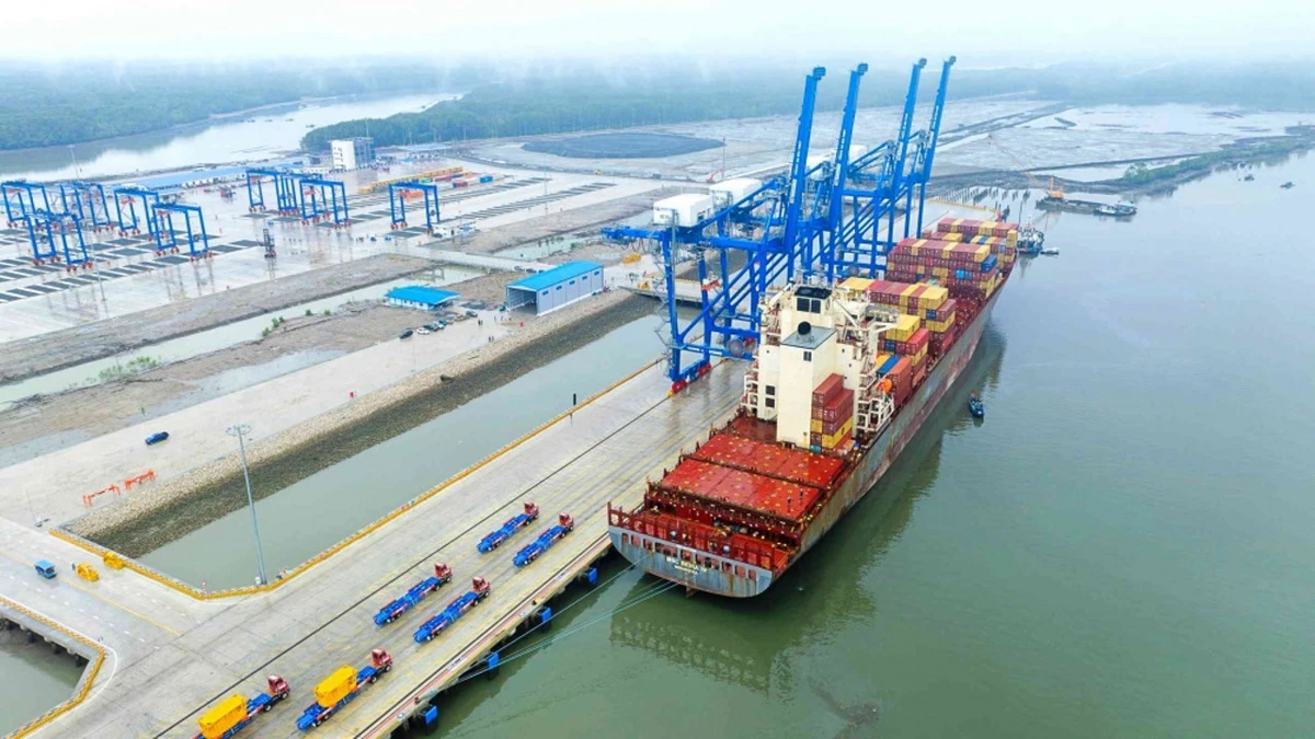 Cảng Phước An trên địa bàn xã Phước An đang thúc đẩy phát triển kinh tế-xã hội nhanh và bền vững.