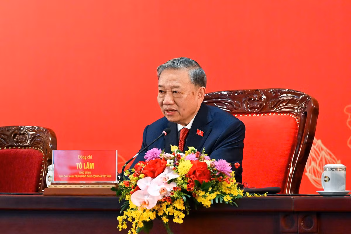 Tổng Bí thư Tô Lâm trả lời phóng viên báo chí tại họp báo quốc tế sau Đại hội. (Ảnh: DUY LINH)