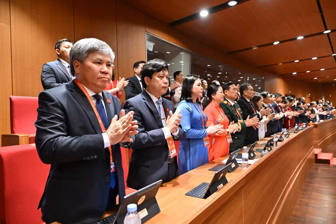 doan-vinh-long-2.jpg