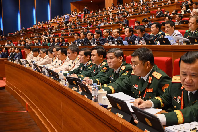doan-quan-doi-va-cong-an.jpg