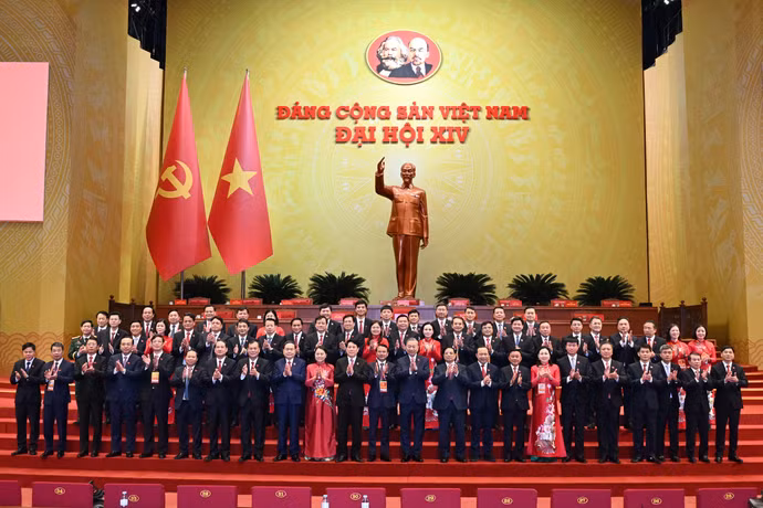 doan-ninh-binh.jpg