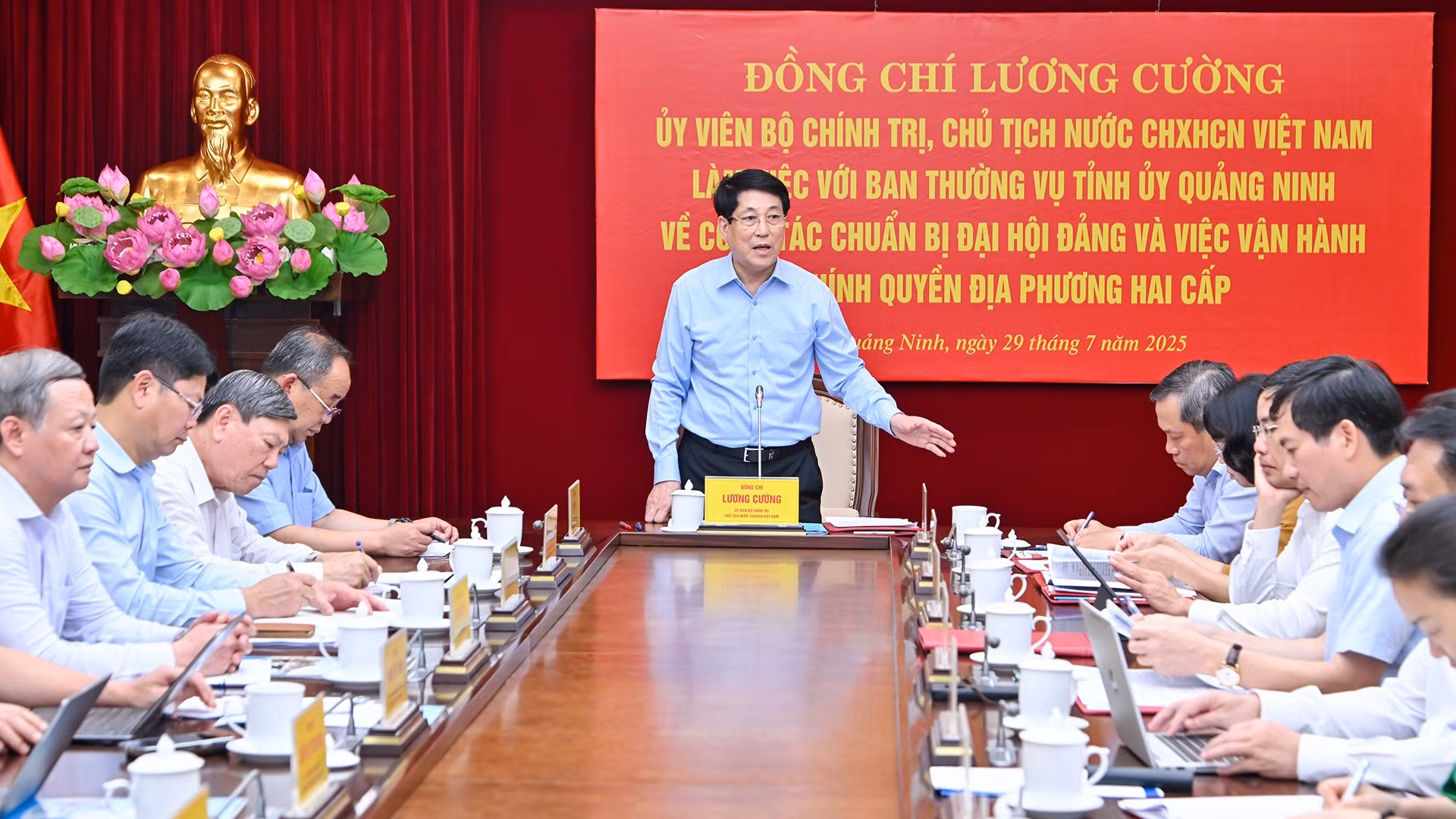 Chủ tịch nước Lương Cường phát biểu ý kiến chỉ đạo tại buổi làm việc.