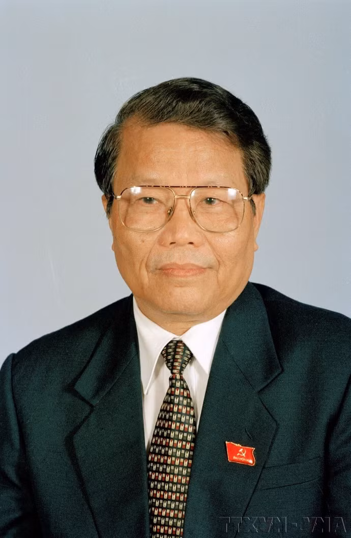 122302-vna-potal-dong-chi-tran-duc-luong-nha-lanh-dao-het-long-phuc-vu-su-nghiep-cach-mang-cua-dang-cua-dan-toc-8046285.jpg