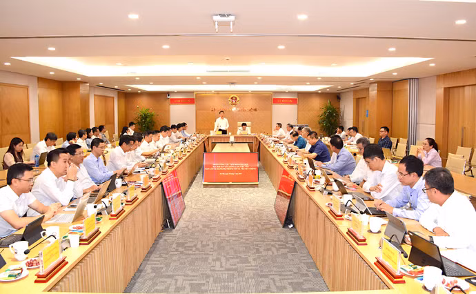 Toàn cảnh buổi làm việc.