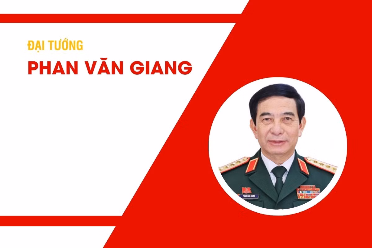Tiểu sử đồng chí Phan Văn Giang, Ủy viên Bộ Chính trị, Ủy viên Ban Thường vụ Đảng ủy Chính phủ, Phó Bí thư Quân ủy Trung ương, Đại tướng, Bộ trưởng Bộ Quốc phòng
